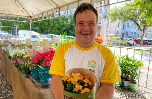 Feira de Flores de Holambra em parceria com Apae Aracaju chega na cidade em Abril
