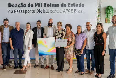 Grupo Petrópolis doa mil bolsas de estudo em tecnologia para familiares de pessoas com deficiência atendidas pelas Apaes