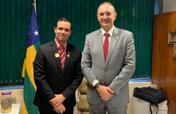 Presidente da Apae Aracaju busca recursos para a entidade em Brasília