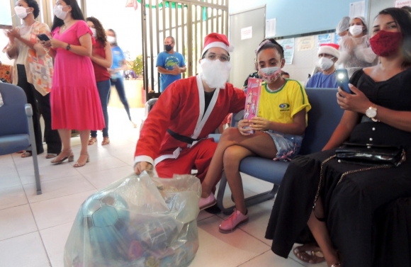 Apae Aracaju realiza comemoração natalina para assistidos